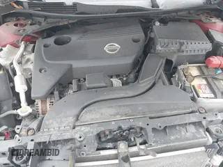 2015 Nissan Altima 2.5 S with VIN 1N4AL3AP9FN318810, listed as a IAAI auction lot 40821919 with 162,142 mi miles. Bid and sale history available at carsss.com. Image 10.