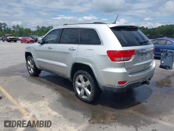 2011 Jeep Grand Cherokee Limited with VIN 1J4RR5GT9BC652279, listed as a IAAI auction lot 42444740 with 180,014 mi miles and . Bid and sale history available at DreamBid. Image 3.