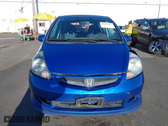 2008 Honda Fit Sport with VIN JHMGD37638S037038, listed as a IAAI auction lot 41019917 with 216,242 mi miles. Bid and sale history available at carsss.com. Image 12.