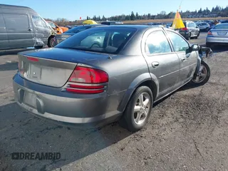 2005 Dodge Stratus SXT z VIN 1B3EL46R25N516995, wystawiony jako IAAI lot #41059297 z przebiegiem 88 864 mil mil oraz . Historia ofert i sprzedaży dostępna na DreamBid. Obrazek 4.