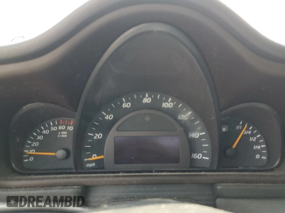 2004 Mercedes-Benz C 230 Kompressor z VIN WDBRN40J64A602392, wystawiony jako Copart lot #60058975 z przebiegiem Nie podano mil oraz Szkoda całkowita • Salvage title. Historia ofert i sprzedaży dostępna na DreamBid. Obrazek 9.