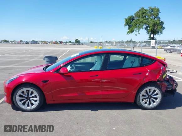 2021 Tesla Model 3 Long Range z VIN 5YJ3E1EB1MF997208, wystawiony jako IAAI lot #41944276 z przebiegiem 110 361 mil mil oraz . Historia ofert i sprzedaży dostępna na DreamBid. Obrazek 14.