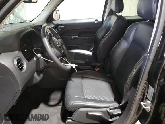 2017 Jeep Patriot Sport SE with VIN 1C4NJPBA2HD201176, listed as a Copart auction lot 44499025 with 92,182 mi miles and Salvage Title. Bid and sale history available at carsss.com. Image 7.