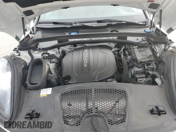 2021 Porsche Macan with VIN WP1AA2A55MLB11458, listed as a Copart auction lot 53870945 with 28,930 mi miles and Salvage Title. Bid and sale history available at DreamBid. Image 12.