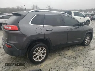 2016 Jeep Cherokee Altitude with VIN 1C4PJLCS2GW190661, listed as a Copart auction lot 45051135 with 70,294 mi miles and Salvage Title. Bid and sale history available at carsss.com. Image 3.