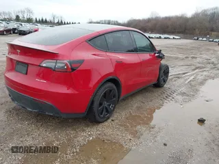 2021 Tesla Model Y Long Range with VIN 5YJYGDEE3MF204941, listed as a IAAI auction lot 41712562 with 36,549 mi miles. Bid and sale history available at carsss.com. Image 4.