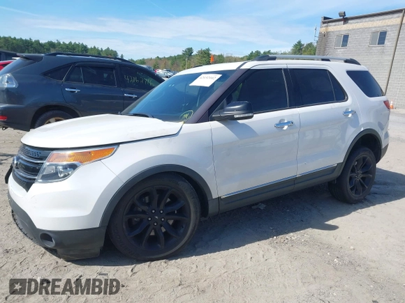 2015 Ford Explorer XLT with VIN 1FM5K8D89FGA00654, listed as a IAAI auction lot 42132102 with 135,463 mi miles and . Bid and sale history available at carsss.com. Image 13.