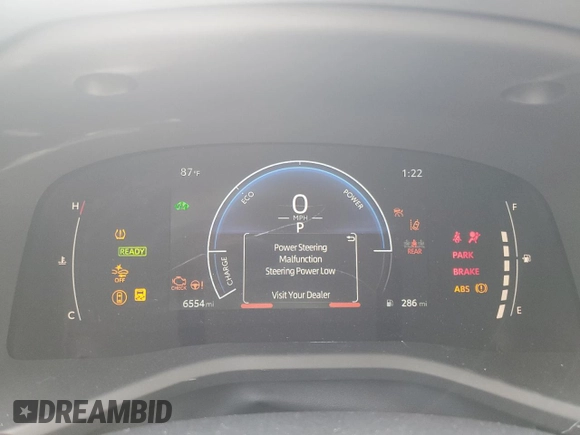 2025 Toyota Camry LE with VIN 4T1DAACK3SU555159, listed as a Copart auction lot 52359685 with 6,554 mi miles and Non Repairable. Bid and sale history available at DreamBid. Image 9.