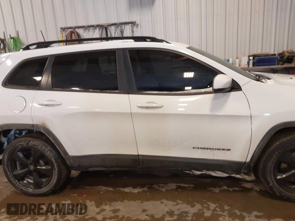 2016 Jeep Cherokee Latitude with VIN 1C4PJMCS5GW219429, listed as a IAAI auction lot 41578760 with 161,964 mi miles and . Bid and sale history available at carsss.com. Image 13.