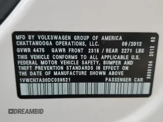 2013 Volkswagen Passat SEL Premium z VIN 1VWCH7A30DC039521, wystawiony jako Copart lot #56795935 z przebiegiem 127 052 mil mil oraz Nie do naprawy • Non repairable. Historia ofert i sprzedaży dostępna na DreamBid. Obrazek 12.