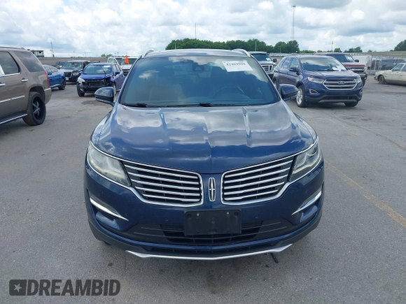 2017 Lincoln MKC Reserve with VIN 5LMTJ3DH0HUL27796, listed as a IAAI auction lot 42469998 with 126,487 mi miles and . Bid and sale history available at DreamBid. Image 6.