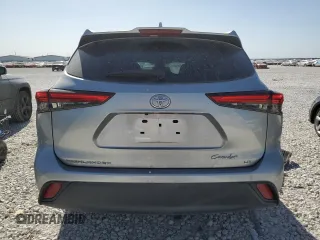 2021 Toyota Highlander L with VIN 5TDZZRAH2MS515896, listed as a Copart auction lot 49450015 with 57,639 mi miles and Salvage title. Bid and sale history available at DreamBid. Image 6.