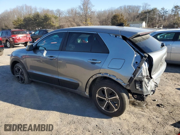 2025 Kia Niro LX with VIN KNDCP3LE3S5223592, listed as a Copart auction lot 45681015 with 5,589 mi miles and Salvage Title. Bid and sale history available at carsss.com. Image 2.