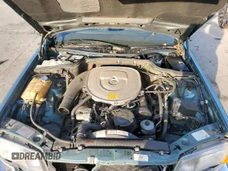 1986 Mercedes-Benz 420 Series 420SEL with VIN WDBCA35D8GA266392, listed as a Copart auction lot 44751235 with 121,351 mi miles and Clean Title. Bid and sale history available at carsss.com. Image 11.