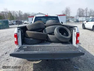 2019 Ford F-150 XL with VIN 1FTMF1C55KKD80487, listed as a IAAI auction lot 39009387 with 18,324 mi miles. Bid and sale history available at carsss.com. Image 8.