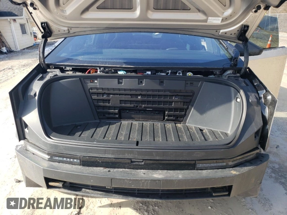 2024 Tesla Cybertruck with VIN 7G2CEHED6RA006192, listed as a Copart auction lot 45924985 with 12,050 mi miles and Salvage Title. Bid and sale history available at carsss.com. Image 11.