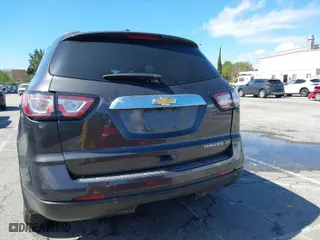 2016 Chevrolet Traverse LS with VIN 1GNKRFKD8GJ337545, listed as a IAAI auction lot 41795251 with 60,780 mi miles. Bid and sale history available at carsss.com. Image 16.