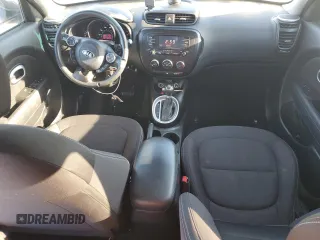 2015 Kia Soul with VIN KNDJN2A28F7236350, listed as a Copart auction lot 41474255 with 92,958 mi miles and Salvage Title. Bid and sale history available at carsss.com. Image 8.