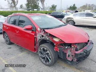 2018 Toyota Corolla iM with VIN JTNKARJE7JJ553000, listed as a IAAI auction lot 41867979 with 121,296 mi miles. Bid and sale history available at carsss.com. Image 1.