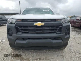 2024 Chevrolet Colorado 2WD Work Truck z VIN 1GCGSBEC3R1174045, wystawiony jako Copart lot #55320865 z przebiegiem 16 188 mil mil oraz Szkoda całkowita • Salvage title. Historia ofert i sprzedaży dostępna na DreamBid. Obrazek 5.