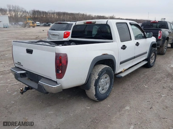 2008 Chevrolet Colorado LT w/1LT with VIN 1GCDT33EX88215206, listed as a IAAI auction lot 41702775 with 216,537 mi miles. Bid and sale history available at carsss.com. Image 4.