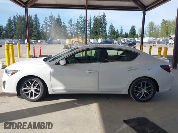 2019 Acura ILX Premium with VIN 19UDE2F77KA014270, listed as a IAAI auction lot 42023994 with 71,622 mi miles and . Bid and sale history available at DreamBid. Image 14.