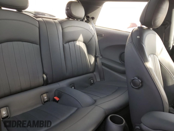 2021 MINI Hardtop Cooper SE with VIN WMWXP3C09M2N65958, listed as a Copart auction lot 46469535 with 25,778 mi miles and Salvage Title. Bid and sale history available at DreamBid. Image 10.