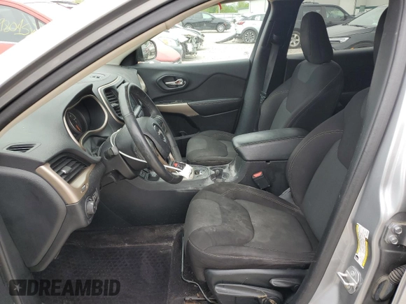 2017 Jeep Cherokee Latitude с VIN 1C4PJMCB9HW665987, выставлен на аукционе Copart как лот 58491905 с пробегом 74 988 миль миль и Списание • Salvage title. История ставок и продаж доступна на DreamBid. Изображение 7.