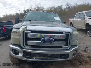 2011 Ford Super Duty F-250 SRW XL with VIN 1FT7W2BT5BEA07130, listed as a IAAI auction lot 41277990 with 224,341 mi miles. Bid and sale history available at carsss.com. Image 12.