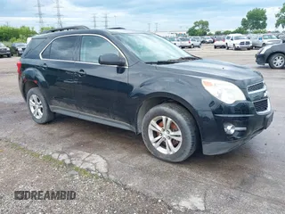2013 Chevrolet Equinox LT z VIN 2GNFLNEK5D6408653, wystawiony jako IAAI lot #42549444 z przebiegiem 107 454 mil mil oraz . Historia ofert i sprzedaży dostępna na DreamBid. Obrazek 1.