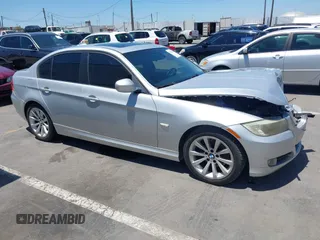 2009 BMW 3 Series 328i with VIN WBAPH57549NL78888, listed as a IAAI auction lot 42598691 with 81,639 mi miles and . Bid and sale history available at DreamBid. Image 1.