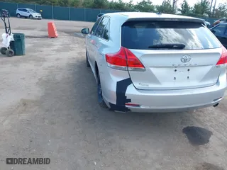 2010 Toyota Venza with VIN 4T3BA3BB9AU015776, listed as a IAAI auction lot 42053863 with 208,842 mi miles. Bid and sale history available at carsss.com. Image 3.