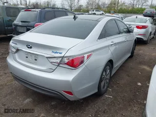 2014 Hyundai Sonata Hybrid Limited with VIN KMHEC4A47EA115911, listed as a IAAI auction lot 42038305 with 232,793 mi miles. Bid and sale history available at carsss.com. Image 4.