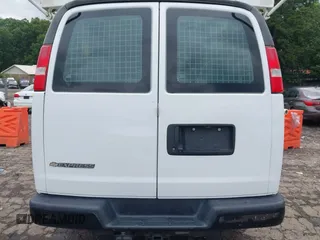 2017 Chevrolet Express Cargo with VIN 1GCWGAFF7H1345734, listed as a IAAI auction lot 42438389 with 184,130 mi miles and . Bid and sale history available at DreamBid. Image 16.