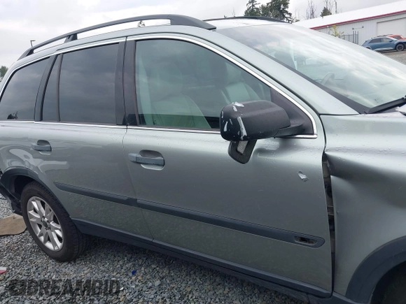 2004 Volvo XC90 with VIN YV1CM91H541109221, listed as a IAAI auction lot 40170874 with 154,649 mi miles and . Bid and sale history available at DreamBid. Image 14.