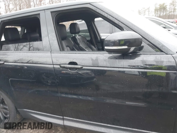 2016 Land Rover Range Rover Sport SE with VIN SALWG2PF6GA107577, listed as a IAAI auction lot 41664035 with 105,452 mi miles and . Bid and sale history available at DreamBid. Image 13.