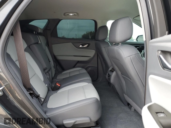 2019 Chevrolet Blazer z VIN 3GNKBDRS0KS682489, wystawiony jako Copart lot #51121105 z przebiegiem 38 549 mil mil oraz Szkoda całkowita • Salvage title. Historia ofert i sprzedaży dostępna na DreamBid. Obrazek 11.