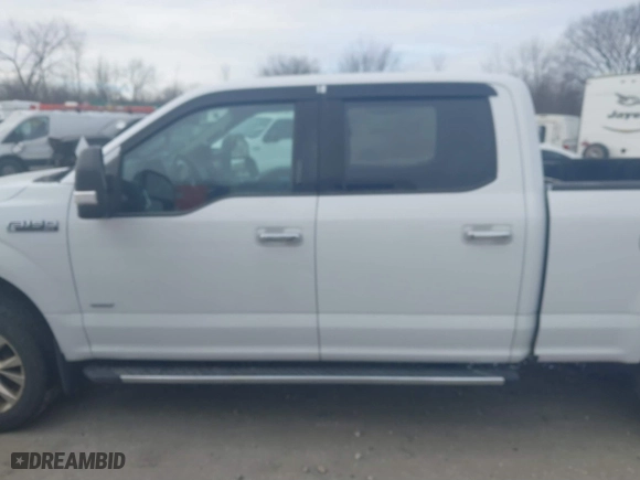 2015 Ford F-150 XLT w/HD Payload Pkg with VIN 1FTFW1EG5FKD45591, listed as a IAAI auction lot 41358244 with 134,081 mi miles. Bid and sale history available at carsss.com. Image 14.