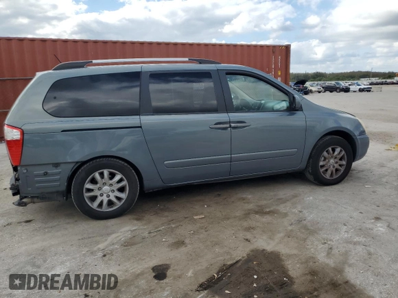 2009 Kia Sedona EX with VIN KNDMB233396299667, listed as a Copart auction lot 80186774 with 197,328 mi miles and Salvage Title. Bid and sale history available at carsss.com. Image 3.