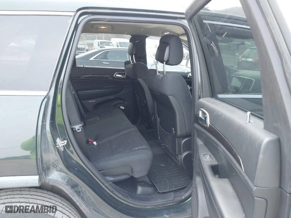 2011 Jeep Grand Cherokee Laredo with VIN 1J4RR4GG9BC546198, listed as a IAAI auction lot 41879387 with 190,973 mi miles. Bid and sale history available at carsss.com. Image 8.