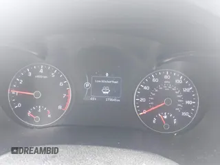 2016 Kia Optima LX z VIN 5XXGT4L34GG020666, wystawiony jako IAAI lot #41406265 z przebiegiem 173 645 mil mil oraz . Historia ofert i sprzedaży dostępna na DreamBid. Obrazek 7.