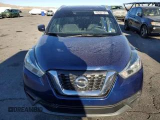 2019 Nissan Kicks S with VIN 3N1CP5CU7KL533458, listed as a Copart auction lot 42202135 with 126,323 mi miles and Salvage Title. Bid and sale history available at carsss.com. Image 5.