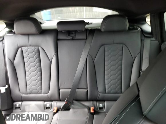 2020 BMW X4 M Competition z VIN 5YMUJ0C08L9C42121, wystawiony jako Copart lot #52499963 z przebiegiem 20 984 mil mil oraz . Historia ofert i sprzedaży dostępna na DreamBid. Obrazek 10.