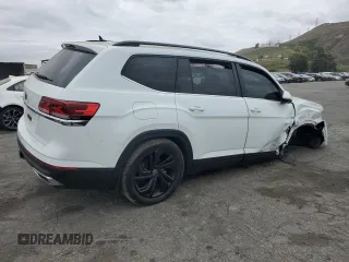 2022 Volkswagen Atlas SE with VIN 1V2JR2CA6NC544260, listed as a Copart auction lot 53552205 with 29,991 mi miles and Salvage title. Bid and sale history available at DreamBid. Image 3.