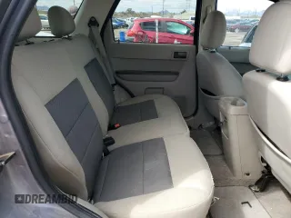 2008 Ford Escape XLT z VIN 1FMCU03148KD67100, wystawiony jako Copart lot #48525425 z przebiegiem 182 122 mil mil oraz Szkoda całkowita • Salvage title. Historia ofert i sprzedaży dostępna na DreamBid. Obrazek 11.