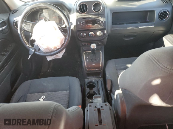2011 Jeep Patriot Sport with VIN 1J4NT1GA5BD210004, listed as a Copart auction lot 82319954 with Not Provided miles and Salvage Title. Bid and sale history available at carsss.com. Image 8.
