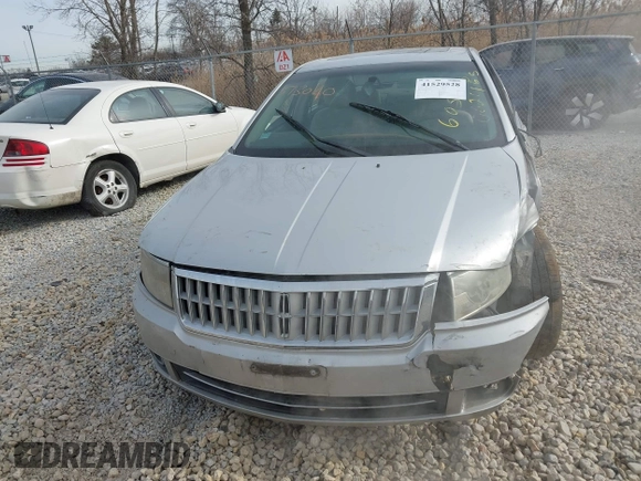 2009 Lincoln MKZ z VIN 3LNHM28T49R605620, wystawiony jako IAAI lot #41529528 z przebiegiem 208 321 mil mil oraz . Historia ofert i sprzedaży dostępna na DreamBid. Obrazek 13.