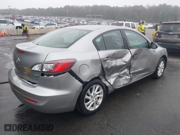 2012 Mazda 3 i Touring с VIN JM1BL1V8XC1544668, выставлен на аукционе IAAI как лот 42518880 с пробегом 111 554 миль миль и . История ставок и продаж доступна на DreamBid. Изображение 4.