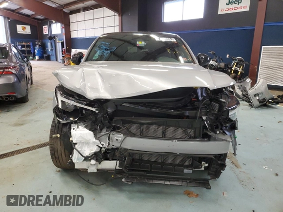2023 Volvo C40 Ultimate с VIN YV4ED3GM3P2063688, выставлен на аукционе Copart как лот 78669843 с пробегом 9 761 миль миль и . История ставок и продаж доступна на DreamBid. Изображение 5.
