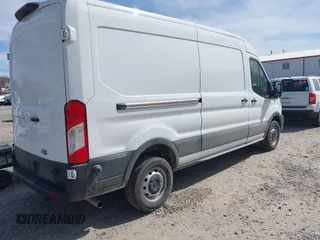 2024 Ford Transit Cargo with VIN 1FTBR1C8XRKA46961, listed as a IAAI auction lot 41823255 with 4,292 mi miles and . Bid and sale history available at DreamBid. Image 4.